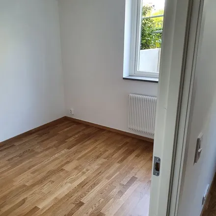 Rent this 2 bed apartment on Hillerödsvägen 4a in 217 47 Malmo, Sweden