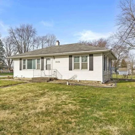 Image 2 - 972 East 64th Place, Merrillville, IN 46410, USA - House for sale