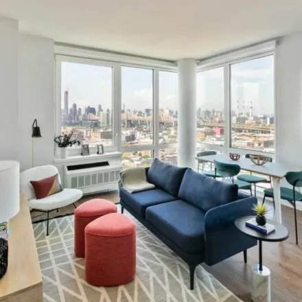 Image 3 - 5 Pointz, Jackson Avenue, New York, NY 11101, USA - Apartment for rent