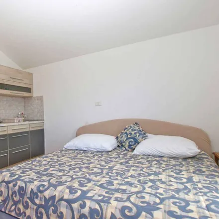 Image 6 - 52212, Croatia - Apartment for rent