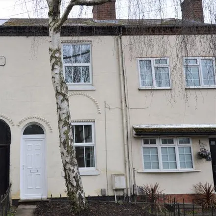 Rent this 2 bed townhouse on 30 Station Road in Cotteridge, B38 8SN