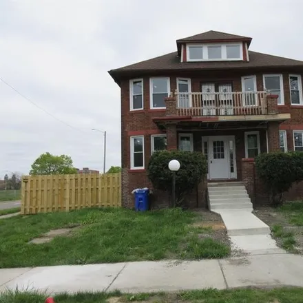Buy this 8 bed house on 8986 Jeffries Service Drive in Detroit, MI 48204