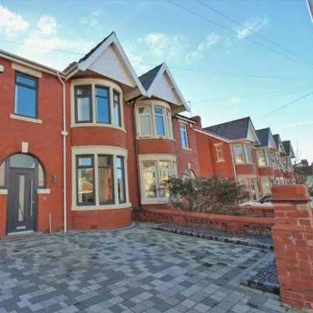Buy this 3 bed duplex on Lowther Avenue in Blackpool, FY2 9PE