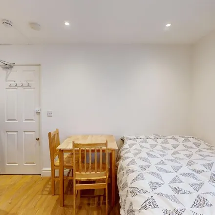 Rent this 1 bed apartment on 44 St Petersburgh Place in London, W2 4RR