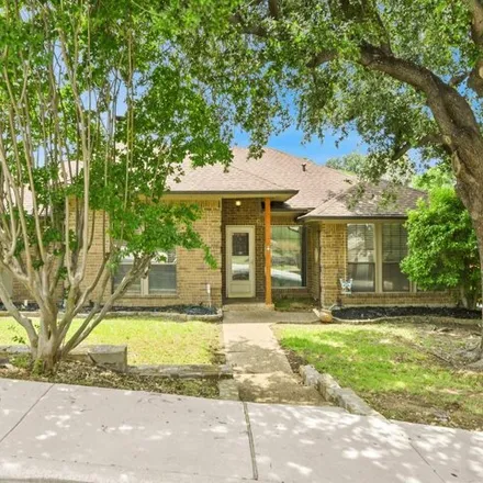 Buy this 4 bed house on 2733 Lookout Place in Carrollton, TX 75007