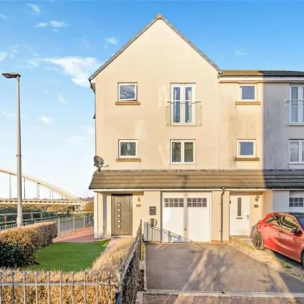 Buy this 4 bed townhouse on Sidney Royse House in Lysaght Avenue, Newport
