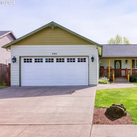 Buy this 3 bed house on 267 Southwest Redmond Hill Road in McMinnville, OR 97128