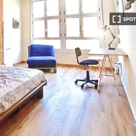 Rent this 4 bed room on Alipark in Carrer de Joaquín Orozco / Calle Joaquín Orozco, 03003 Alicante