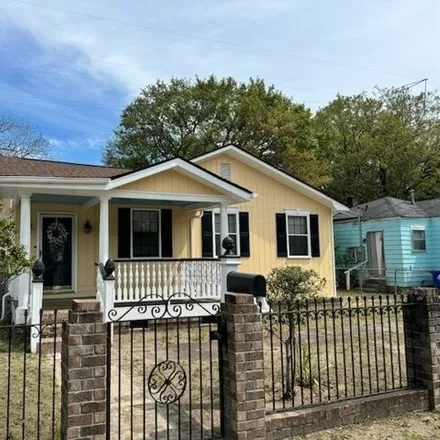Buy this 3 bed house on 1935 Bailey Drive in Dorchester, North Charleston