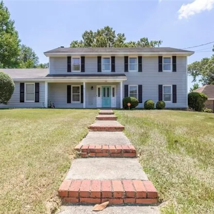 Rent this 4 bed house on 152 Sycamore Drive in Prattville, AL 36066