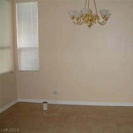 Image 5 - 9336 Pitching Wedge Drive, Las Vegas, NV 89134, USA - House for rent