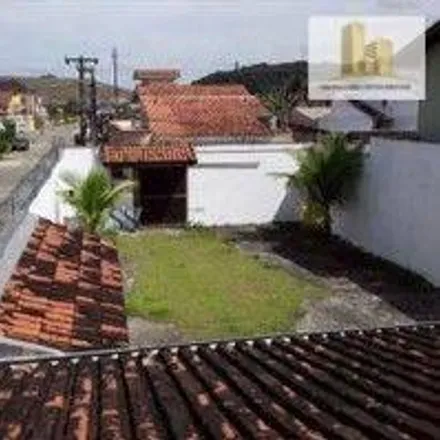 Buy this 3 bed house on Rua Comendador Salvador Lyria Lopes in Martin de Sá, Caraguatatuba - SP