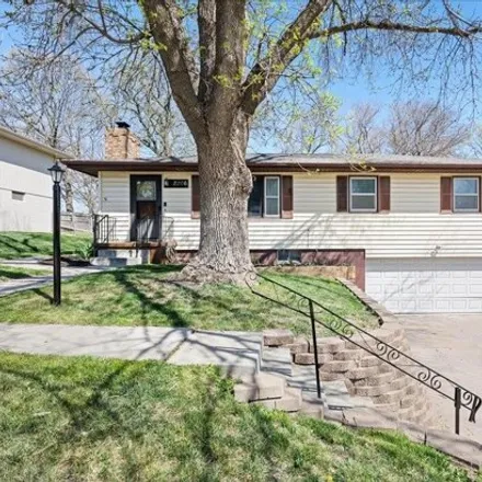 Buy this 3 bed house on 2292 Avenue D in Plattsmouth, NE 68048