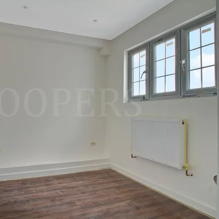 Image 2 - Neasden Lane North, London, NW10 0ER, United Kingdom - Apartment for rent