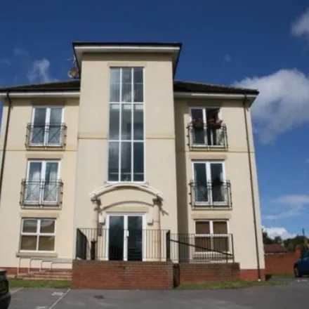Rent this 1 bed apartment on Kingswood