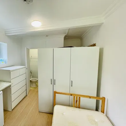 Rent this studio apartment on Rectory Road in London, N16 7PP