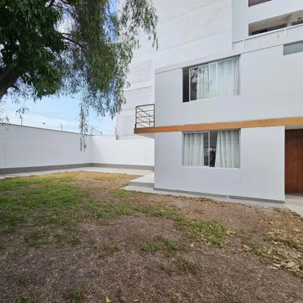 Rent this 4 bed house on Jirón Alfonso de Silva in Santiago de Surco, Lima Metropolitan Area 15049