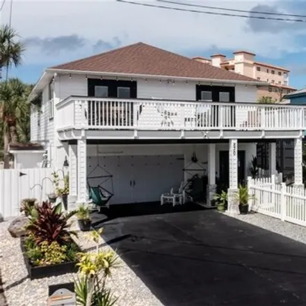 Image 1 - 830 Maralyn Avenue, New Smyrna Beach, FL 32169, USA - House for sale
