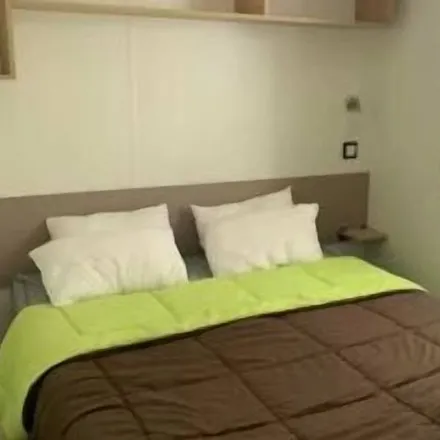 Rent this 4 bed house on Saint-André-des-Eaux in Rue Blanche Couronne, 44117 Saint-André-des-Eaux