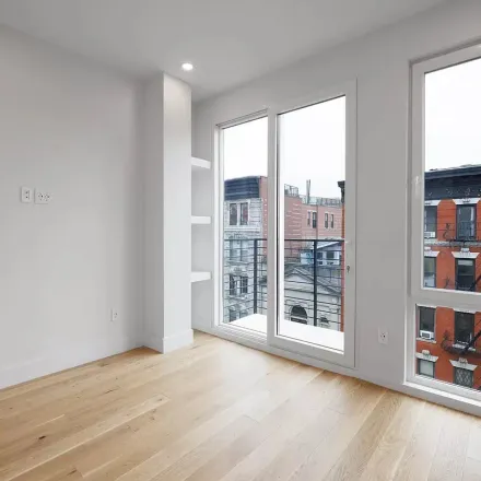 Image 4 - 129 Avenue C, New York, NY 10009, USA - Apartment for rent