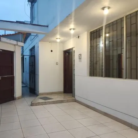 Rent this 1studio house on Club Contramaestre Dueñas Rivera in Calle Maranga 165, San Miguel