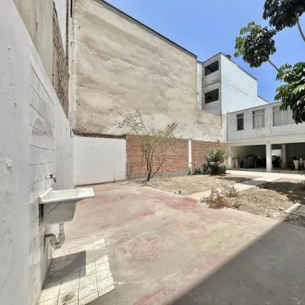 Buy this 3 bed house on Jirón Monte Carmelo in Santiago de Surco, Lima Metropolitan Area 15039