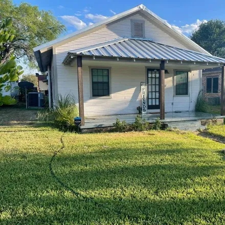Buy this 2 bed house on 901 West Lucille Street in Hebbronville, TX 78361