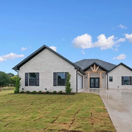 Buy this 3 bed house on 588 Abbey Road in Lindale, TX 75771