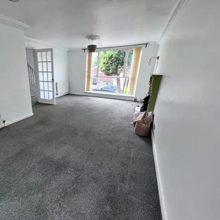 Image 4 - 64 Smithy Wood Crescent, Sheffield, S8 0NT, United Kingdom - Duplex for rent