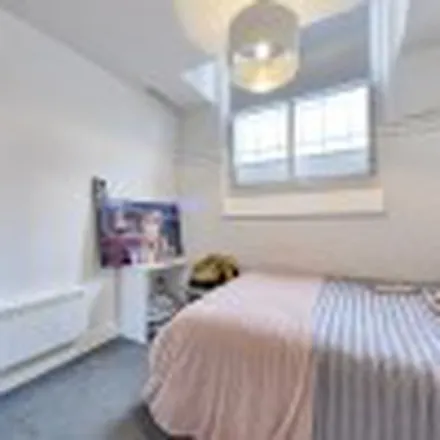 Image 5 - Bibisaab, 122 Hartley Road, Nottingham, NG7 3AJ, United Kingdom - Apartment for rent