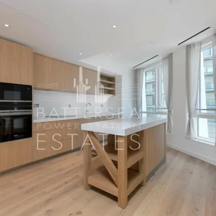Image 1 - Pearce House, 8 Circus Road West, Nine Elms, London, SW11 8EY, United Kingdom - Room for rent