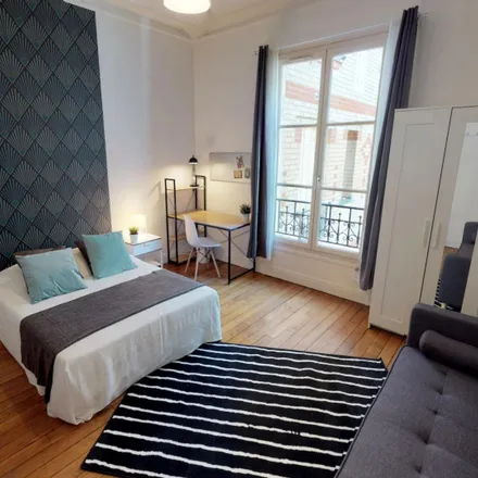 Rent this 4 bed room on 16 Boulevard de Picpus in 75012 Paris, France