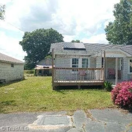 Buy this 2 bed house on 2798 Union Ridge Road in Lakeview, Alamance County