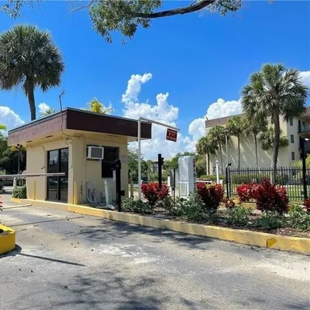 Image 7 - Northwest 50th Avenue, Lauderdale Lakes, FL 33319, USA - Condo for rent