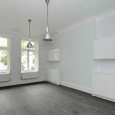 Image 1 - Neville Court, 6-26 Abbey Road, London, NW8 9DD, United Kingdom - Apartment for rent