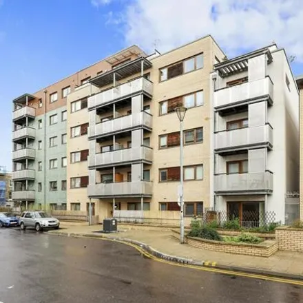Image 3 - Steward House, 8 Trevithick Way, Bromley-by-Bow, London, E3 3GB, United Kingdom - Apartment for sale