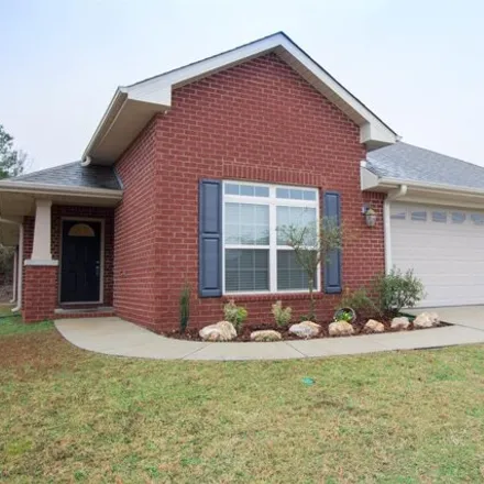 Buy this 3 bed house on 121 Crisfield Circle in Calera, AL 35007