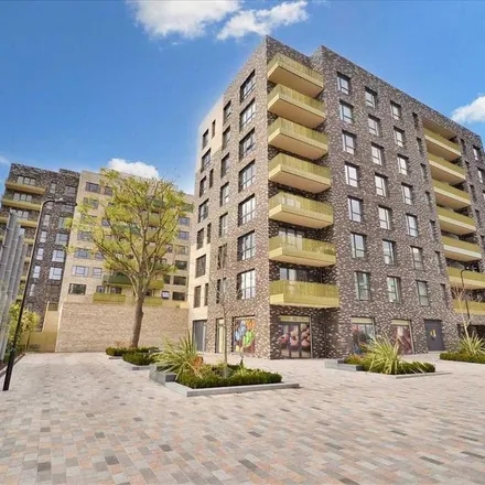 Rent this 2 bed apartment on Bollo Bridge Road in London, W3 8FX