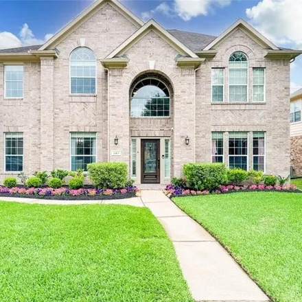 Buy this 5 bed house on 2469 Creeks Edge Drive in Pearland, TX 77581