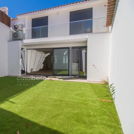 Buy this 4 bed townhouse on Faro