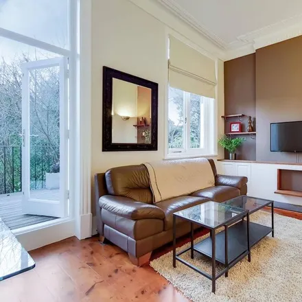 Image 4 - 25d Frognal, London, NW3 6AL, United Kingdom - Apartment for rent