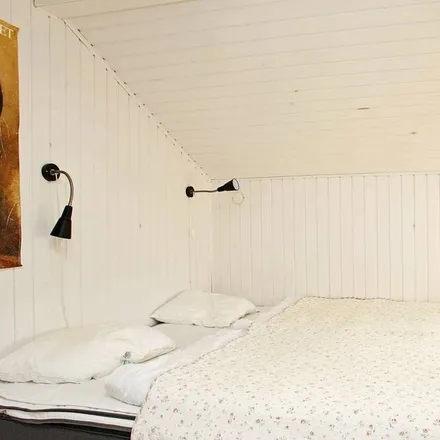 Rent this 1 bed house on Ålbæk in Stationsvej, 9982 Ålbæk