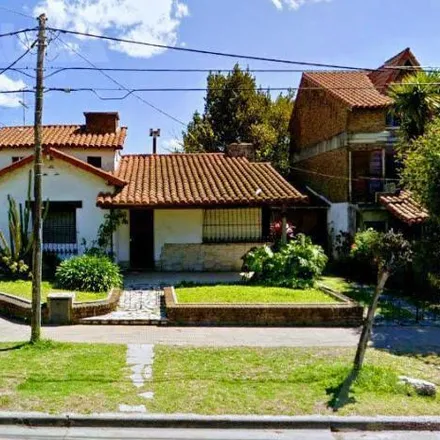 Rent this 3 bed house on Avenida Santa Rosa 1702 in Partido de Ituzaingó, B1712 CDU Ituzaingó