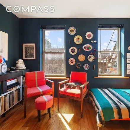 Buy this studio apartment on 511 President Street in New York, NY 11215