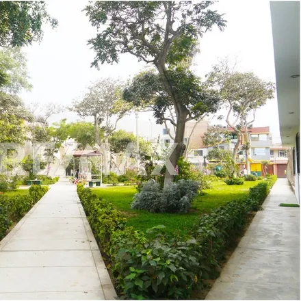 Rent this 2 bed apartment on unnamed road in Ate, Lima Metropolitan Area 15498