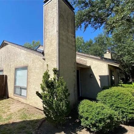 Image 2 - 506 Pine Trail Drive, Allen, TX 75003, USA - House for sale