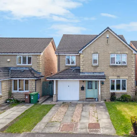 Buy this 4 bed house on Hillfoots Road in Blairlogie, FK9 5QE