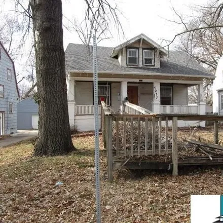 Buy this 2 bed house on 901 Monroe Street in Beatrice, NE 68310