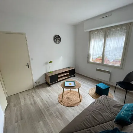 Rent this 1 bed apartment on 5 Impasse Carnus in 12000 Rodez, France