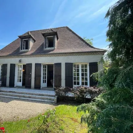 Buy this 4 bed house on 24100 Bergerac